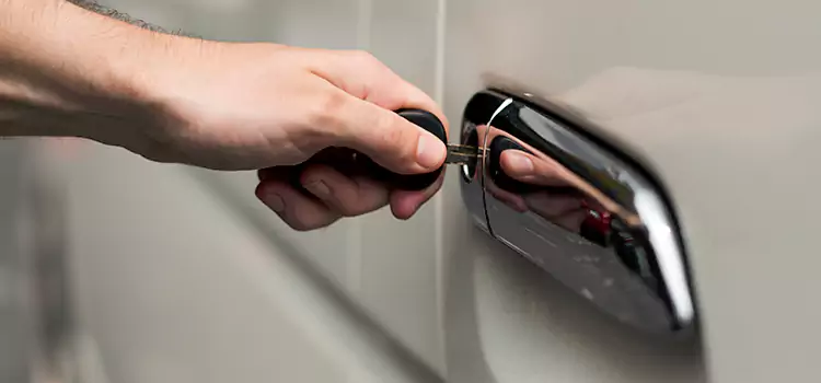 Why Choose Our Auto Locksmith Team in Stoneham, MA?